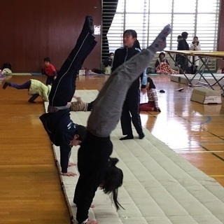 子どものトランポリン教室 美原ジュニアトランポリンクラブ