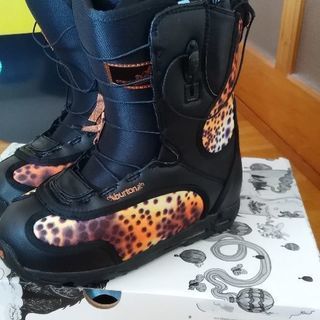 スノーボード板、ボードケース、バインディング、ブーツのセット