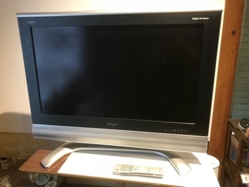 SHARP AQUOS 32インチ 2006年製