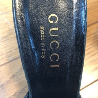 再値下げ新品　未使用GUCCI ブラック ミュールサンダル ♪希望価格コメント下さい♪GUCCI ブラックミュールサンダル♡