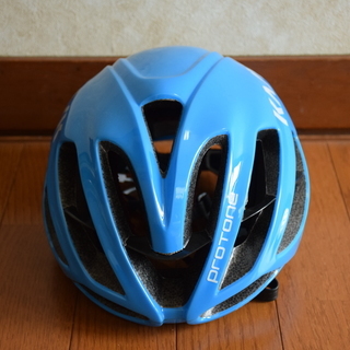 【美品！】ロードバイク　ヘルメット Ｓｋｙカラー　Mサイズ