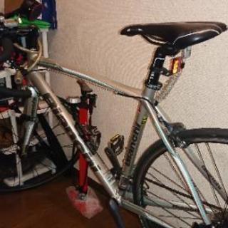 通勤通学などロードバイクの入門にも是非😄