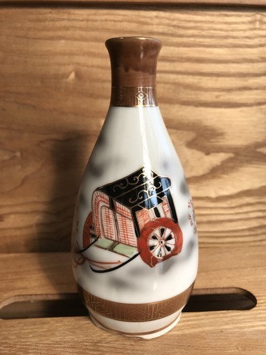 【売ります！】骨董品の徳利　九谷焼き