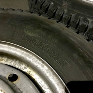 国産スタッドレスタイヤ12インチ