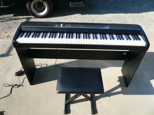 電子ピアノ KORG SP-170S 88鍵盤　スタンド　イス付き
