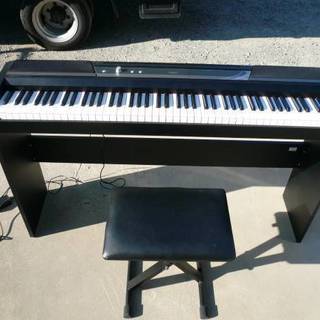 電子ピアノ KORG SP-170S 88鍵盤　スタンド　イス付き　