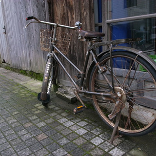 とっても古い自転車２６インチ