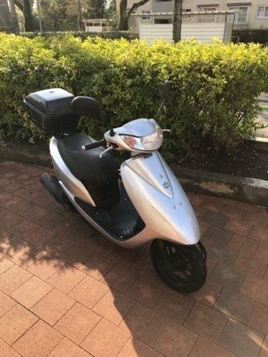 ホンダDio50ccシルバーセル一発異音なしエンジンオイル交換します