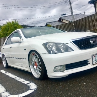 交換 下取可 ゼロクラウン 18クラウン まだまだ人気のアスリート 維持費お手頃3 0 パールホワイト 業者塗装ルーフブラック カ Bluemarine 宇治のクラウンの中古車 ジモティー