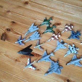 戦闘機のおもちゃ 交渉中 そうそう 犬山のおもちゃの中古あげます 譲ります ジモティーで不用品の処分