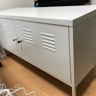 IKEA PS 鍵つきキャビネット (テレビ台)