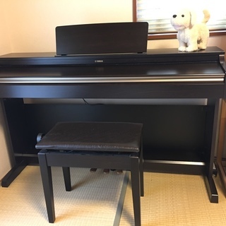 ヤマハ電子ピアノ　ARIUS YDP-162R [ローズウッド調] 