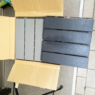 IKEAのプラスチックのベランダに敷くブロック