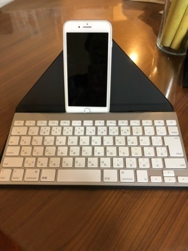 Apple純正ワイヤレスキーボードA1314 iPhoneやタブレットに使えます。ケース付きです。 (pekipen) 相模原のパソコンの中古