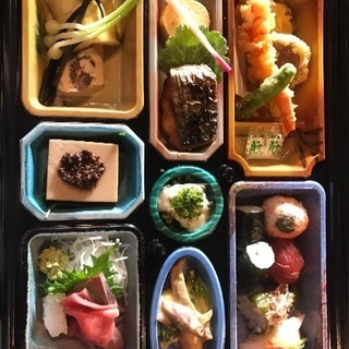 春のお花見弁当、お花見に是非どうぞ