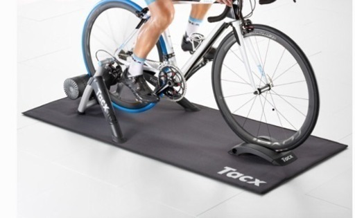 Tacx Satori ロードバイク トレーニング用一式 マット ケース付き みやこ不動産 川越 本川越のその他の中古あげます 譲ります ジモティーで不用品の処分