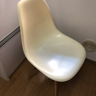 リプロダクト イームスの椅子 ※黄ばみ有り