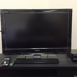 22型テレビ(東芝REGZA 2011年製)