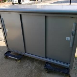 ヨドコウ　ストックハウス　美品