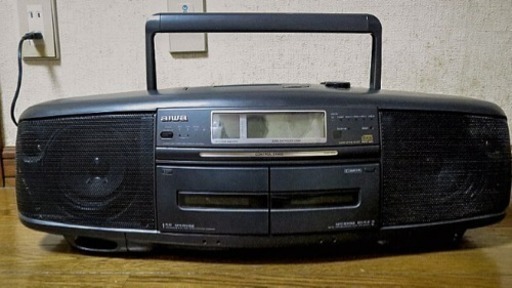 希少 Aiwa アイワ バブルラジカセ Strasser Csd Sr70 ゴムベルト交換済 動作品 くろくろ 東区役所前のオーディオ ラジカセ の中古あげます 譲ります ジモティーで不用品の処分