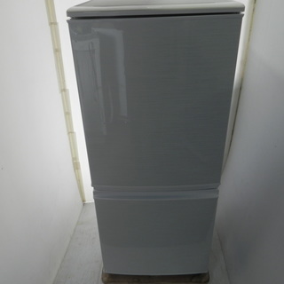 シャープ　137L　冷蔵庫　2012年製　お譲りします