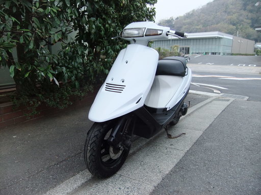 スズキ　アドレスV100　実働中古車　外装新品　バッテリーフル充電済み　サイドスタンド付き　登録書類有り