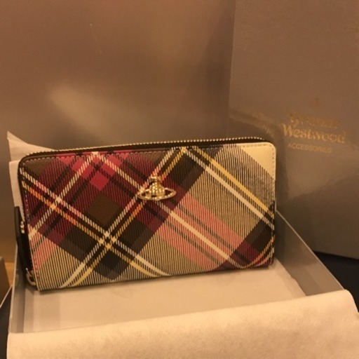 新品未使用ヴィヴィアン長財布