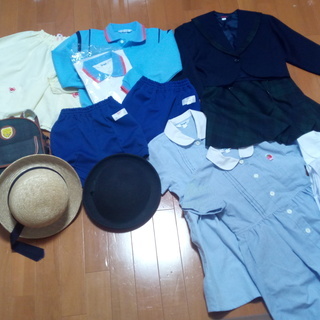 青木幼稚園　女子制服、体操着、帽子、カバンなど　１３０サイズ