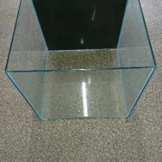 中古ガラス水槽４５センチキューブタイプ