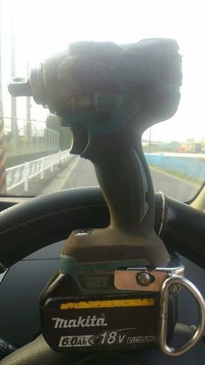マキタ18vインパクトレンチ