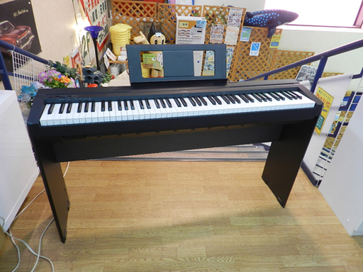 YAMAHA/ヤマハ P-45 電子ピアノ 88鍵盤 フットペダル・譜面台付属 ブラック その他オマケ付き
