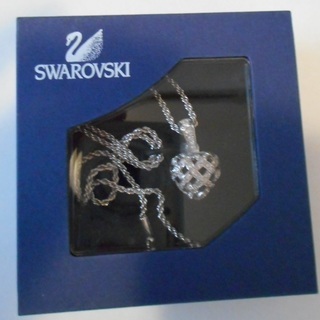 新品　スワロフスキー　swarovski　ネックレス