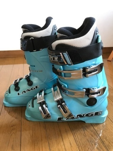 Lange ラング Jr スキーブーツ World Cup 70 Team マダム美智子 伊勢のスキーの中古あげます 譲ります ジモティーで不用品の処分 Lange ラング Jr スキーブーツ World Cup 70 Team マダム美智子 伊勢のスキーの中古あげます 譲ります ジモティーで不用品の処分