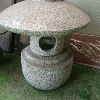 3 石の灯籠  Japanese Stone Lantern  ...