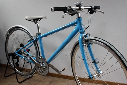 ☆人気車種・整備済み☆ 2011年　GIANT ESCAPE R3.1(中古）