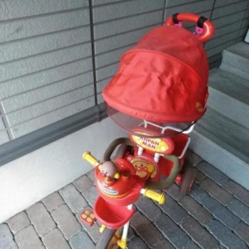 美品アンパンマン 三輪車 デラックス　DX 手押し車　幼児用自転車　お散歩カー アンパンマン 三輪車 美品アンパンマン 三輪車 デラックス DX 手押し車