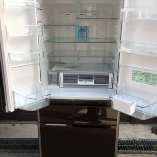 HITACHI 6ドア 冷蔵庫 517L R-B5200 【2012年製】
