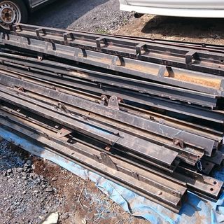 値下げ☆軽量鉄骨・H鋼・C鋼・ブレス・建材・DIY・プレハブ・物置《引取限定》☆