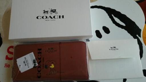 お値下げCOACH✖スヌーピー財布茶色
