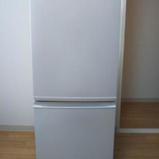 冷蔵庫（SHARP　2011年製）