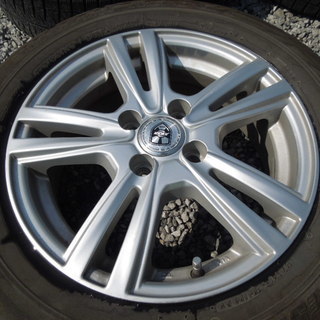 WEDS　15インチ　PCD100　アクア　フィット　ノートなど　スタッドレス付き