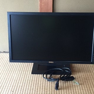 良好！DELL　フルHD　２４ワイドモニタ　LEDバックライト