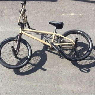 bmx aresbikes ベージュ フラットランド