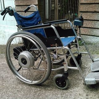 【新品、本物、当店在庫だから安心】 ヤマハ 電動車椅子 折り畳み出来ます介護の方もコントローラーで その他