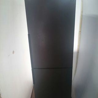 シャープ　271L　冷蔵庫　2015年製　お譲りします