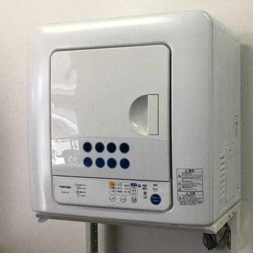 TOSHIBA/東芝 東芝電気衣類乾燥機 ED-60C 標準乾燥容量6.0kg 2013年製 美品