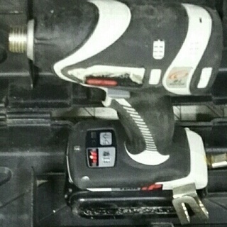 値下げ　14.4/18V　 インパクトドライバー　　パナソニック