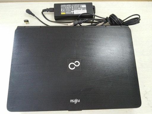 FUJITSU 富士通 LIFEBOOK A550/B WIN7 32ビット Core i5 メモリ3G +無線LAN USB + ACアダプター付！