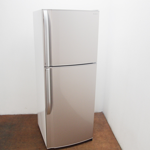 大きめ2ドア冷蔵庫 SHARP 290L 2011年製 CL22