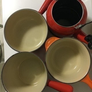 ル・クルーゼ7点とアイアンタワー。個別販売対応。